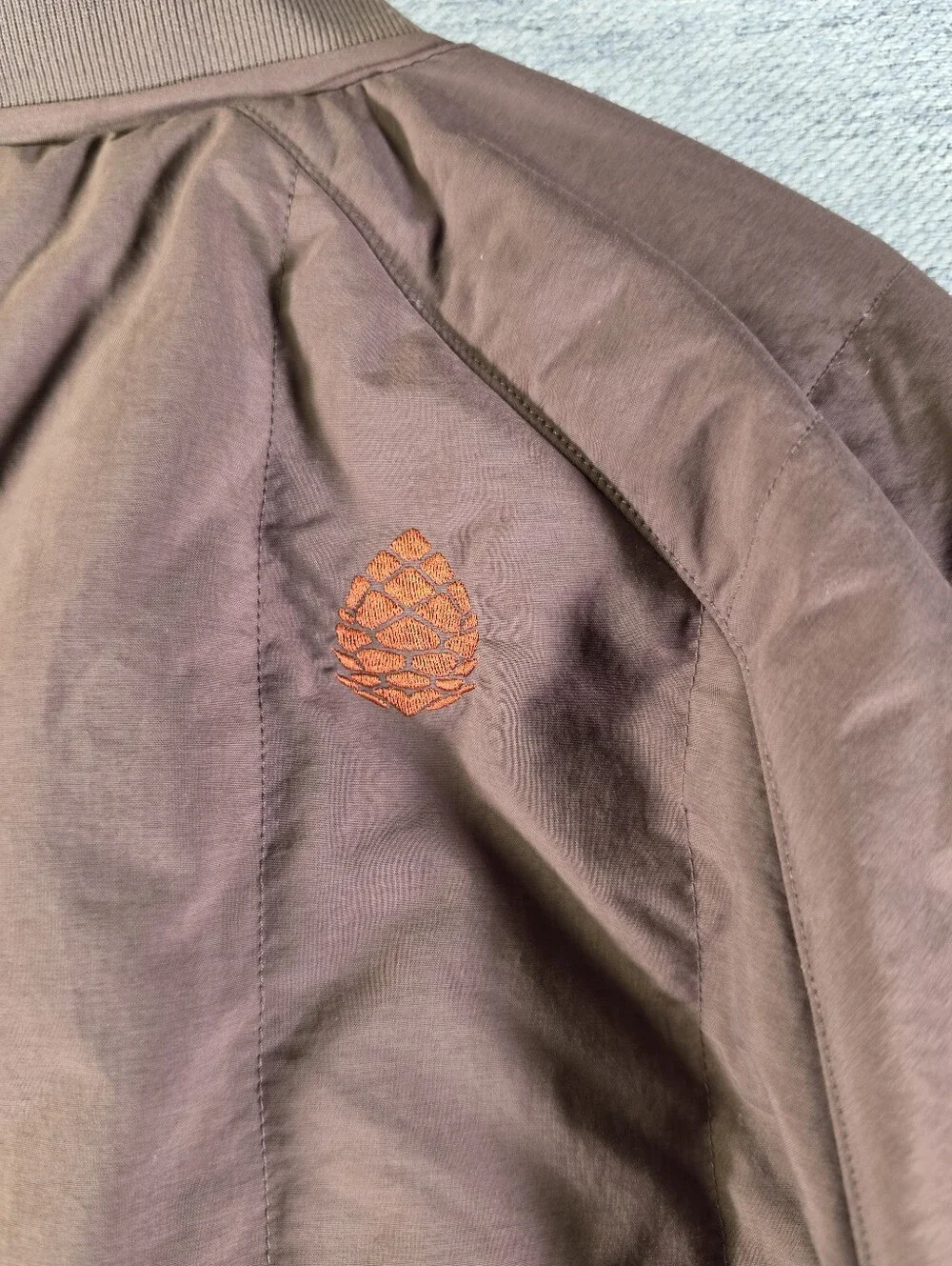 Stio Brown Insulated Jacket-Style Home Accent Cover